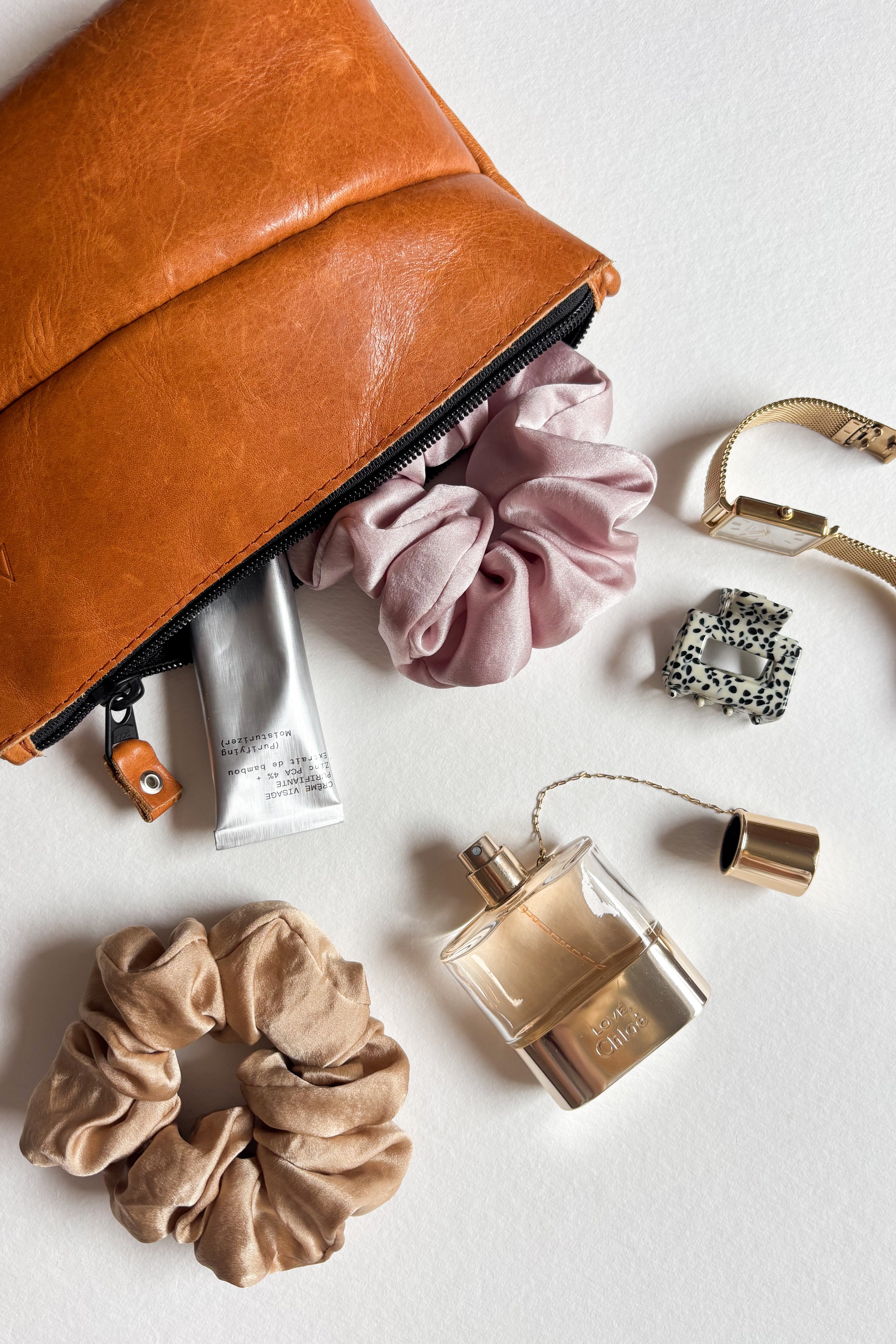 Silk Scrunchy | Seidenschrunchy gefärbt mit Schwarzem Tee